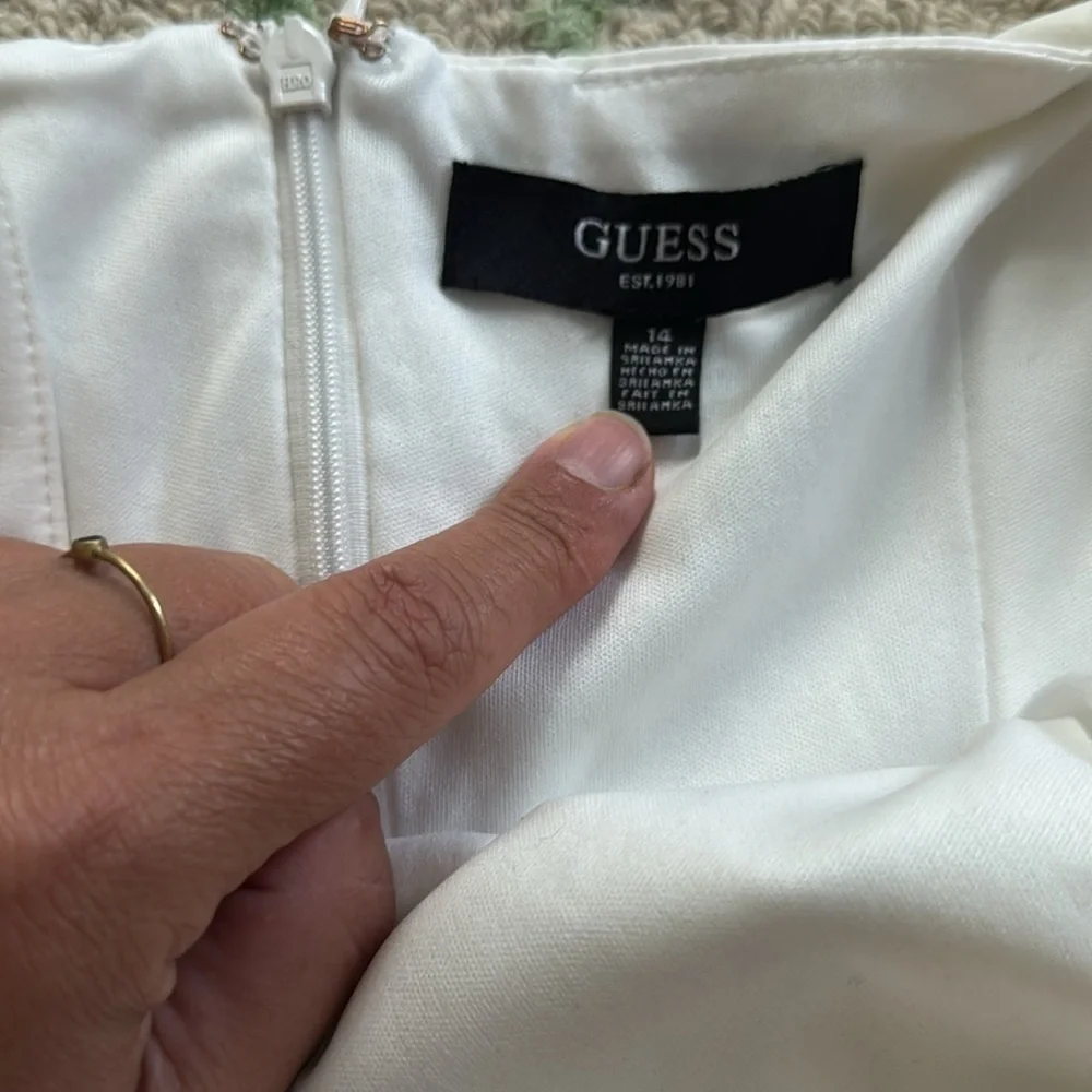 Guess ruffle rusched form fitting stretch cocktail dress 14
